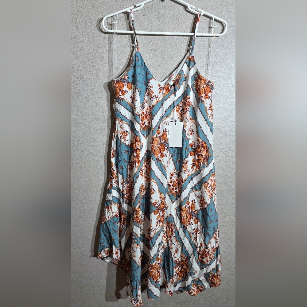 Floral Print Spaghetti Strap Dress - Picture 3 of 3